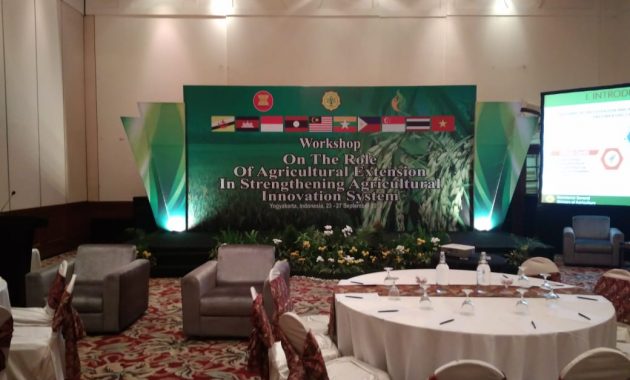 jasa dekorasi panggung dan backdrop workshop Jogja
