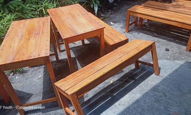 kursi angkringan