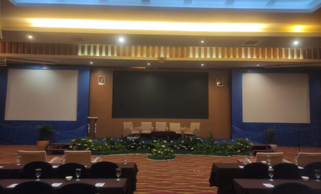 property frame LED Jogja