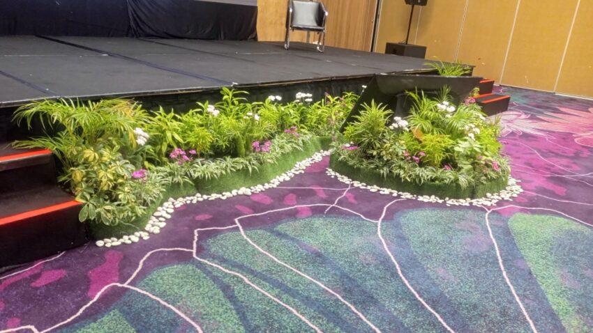 panggung taman minigarden jogja