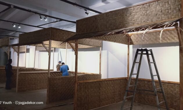 stand bambu klasik